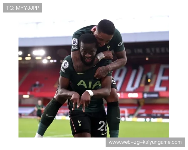 凯恩反击中直接送出穿透助攻，精准传球引爆英超战场